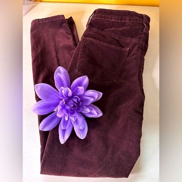 Universal Thread Maroon jeans - Picture 1 of 5